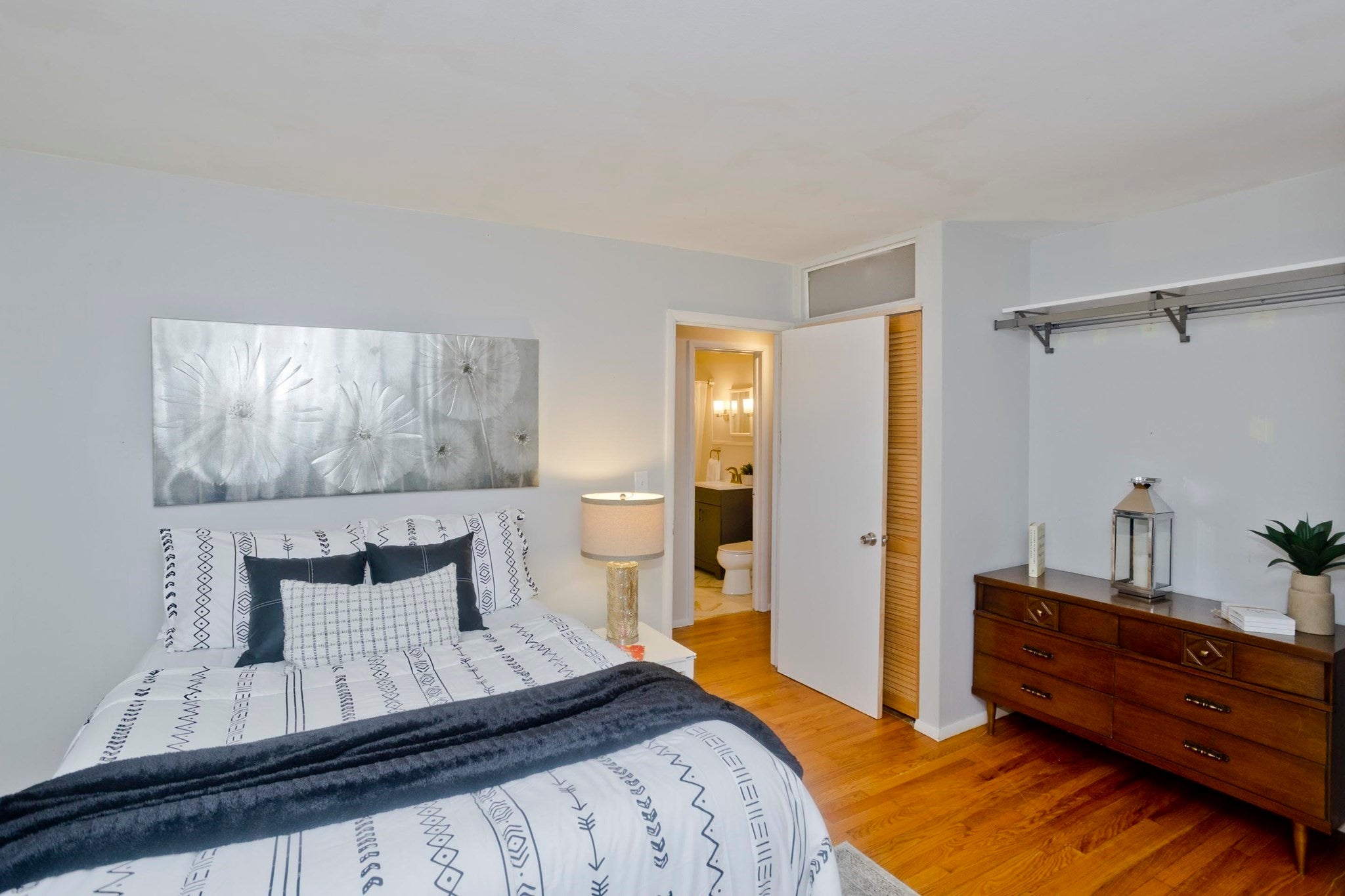 27 E Green St, Easthampton, MA, 27 E Green St, Easthampton, MA Photo #20