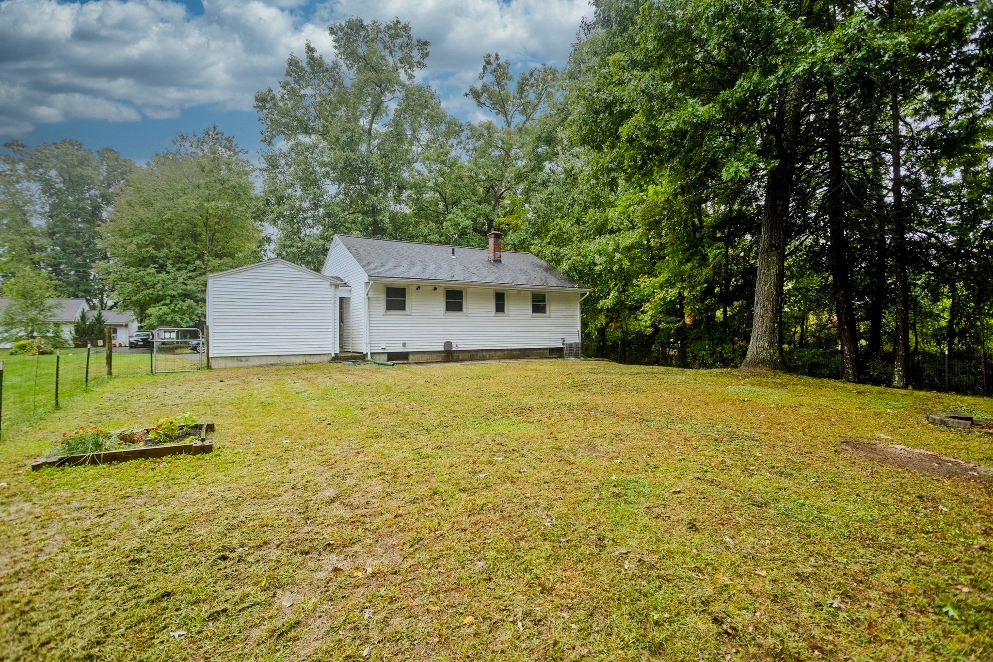 27 E Green St, Easthampton, MA, 27 E Green St, Easthampton, MA Photo #31