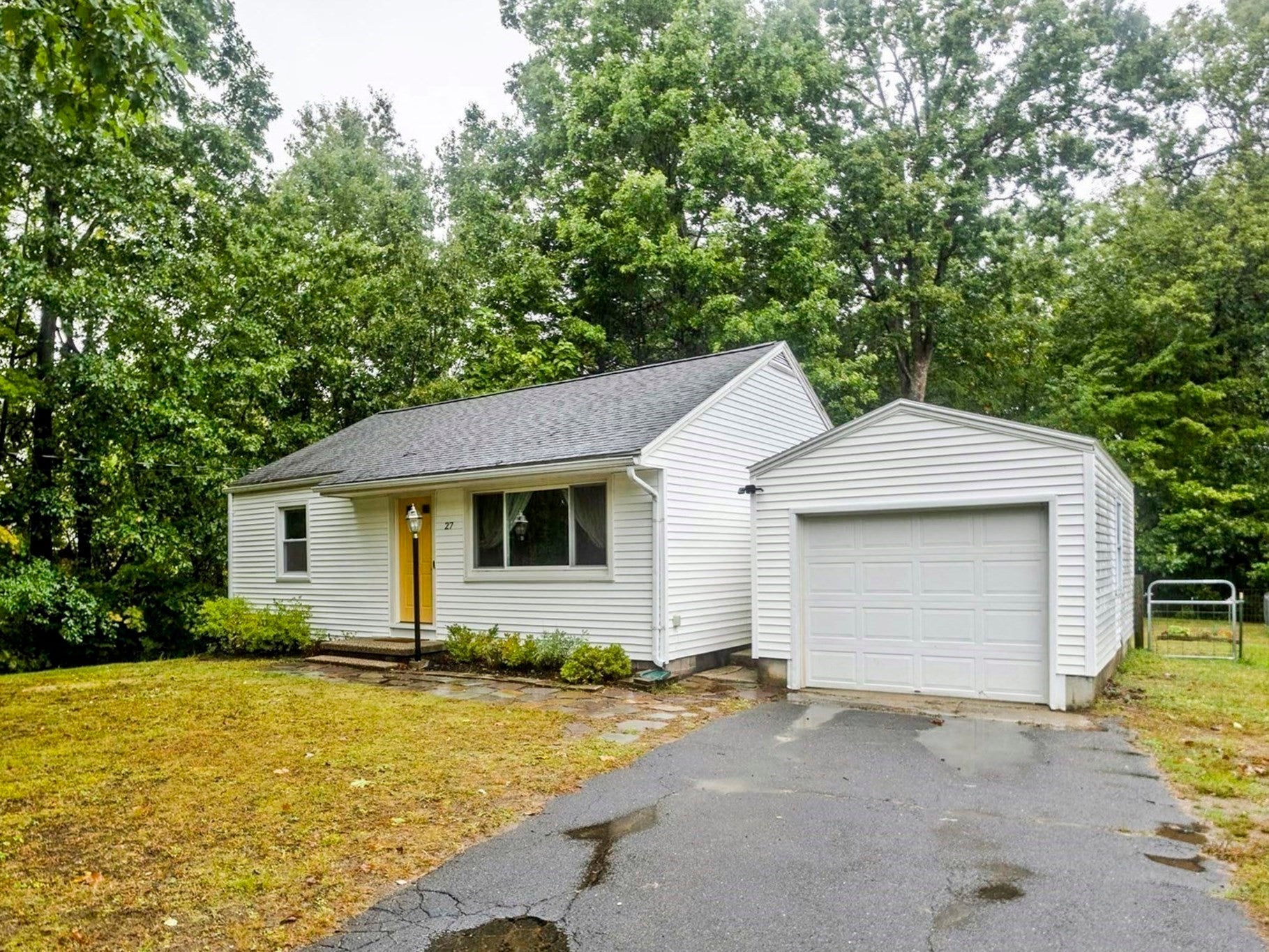 27 E Green St, Easthampton, MA, 27 E Green St, Easthampton, MA Photo #3