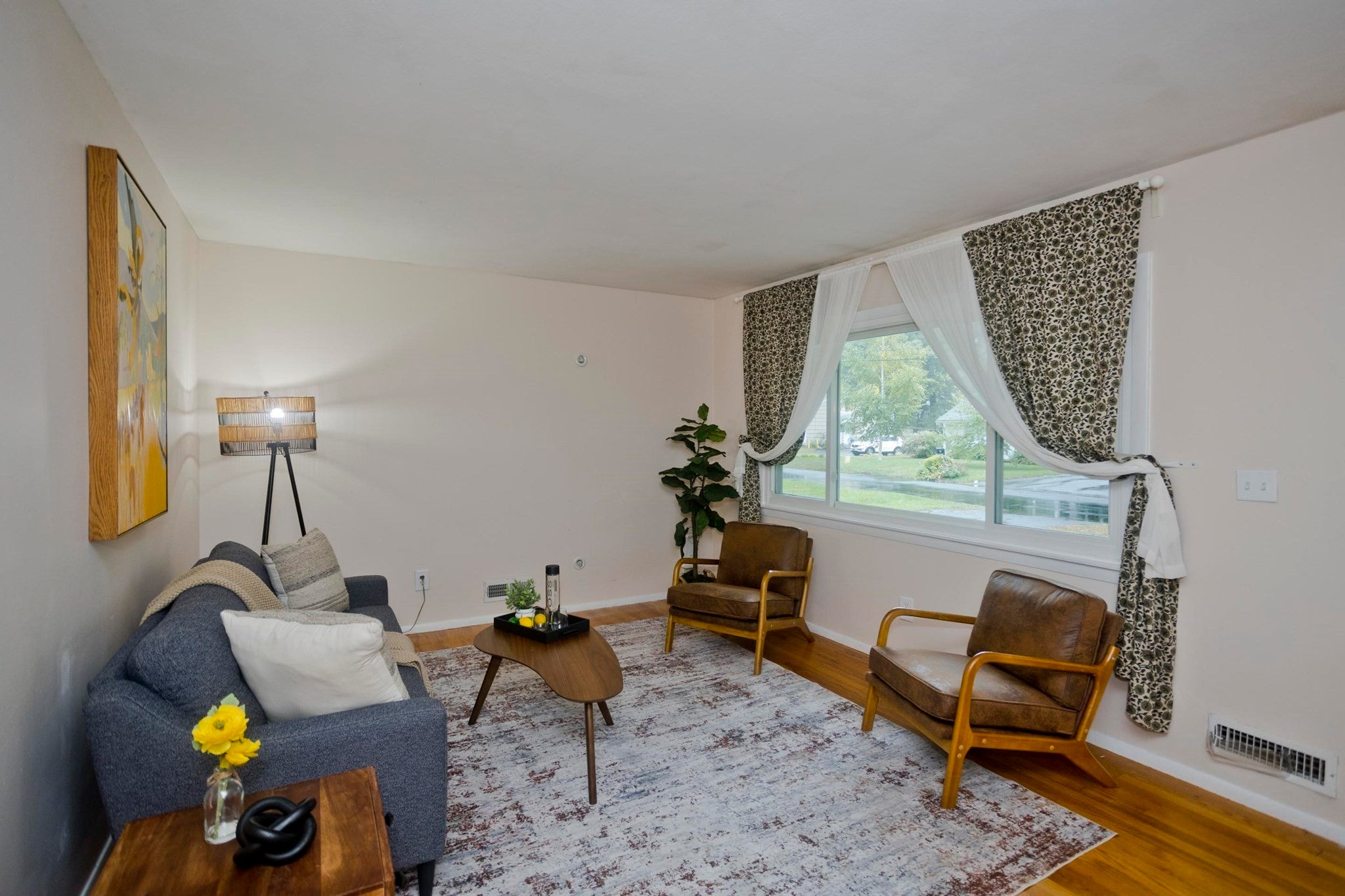 27 E Green St, Easthampton, MA, 27 E Green St, Easthampton, MA Photo #5