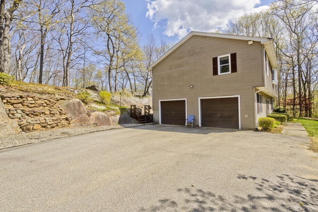 7 Mount Hitchcock Rd, Wales, MA Photo #27
