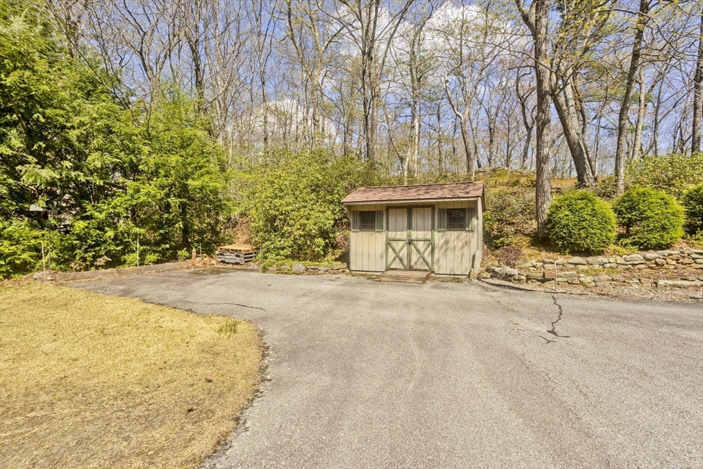 7 Mount Hitchcock Rd, Wales, MA Photo #24