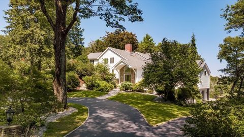 100 Westcliff Rd Weston MA 02493