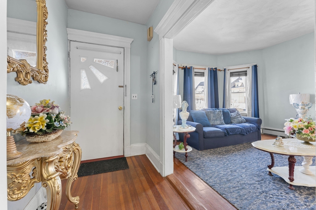 92 Sheridan Ave