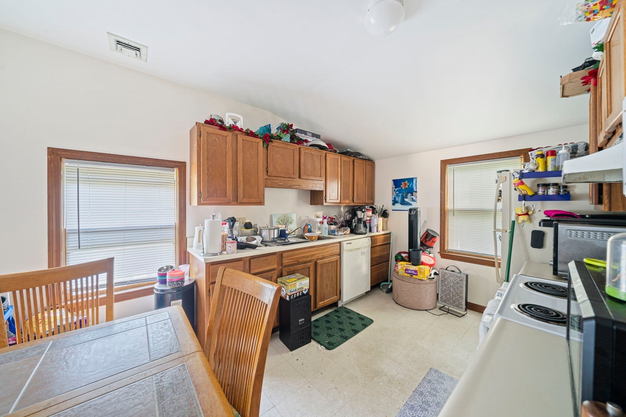 305 South Franklin St, Holbrook, MA Photo #27