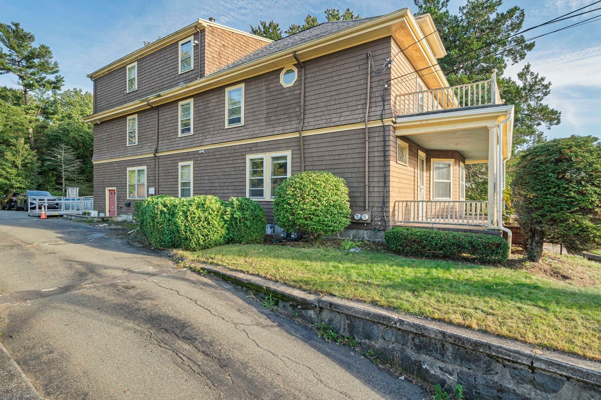 305 South Franklin St, Holbrook, MA Photo #3