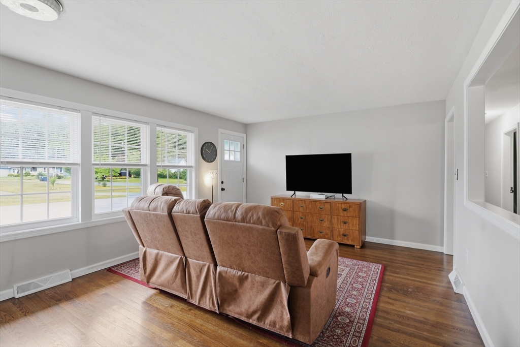 8 Causeway Terrace