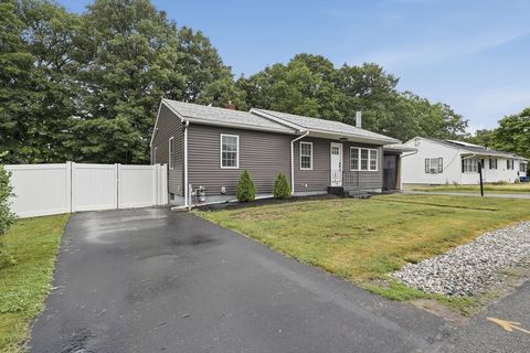 Photo of 8 Causeway Terrace, Leominster, MA 01453 (MLS # 73541928)