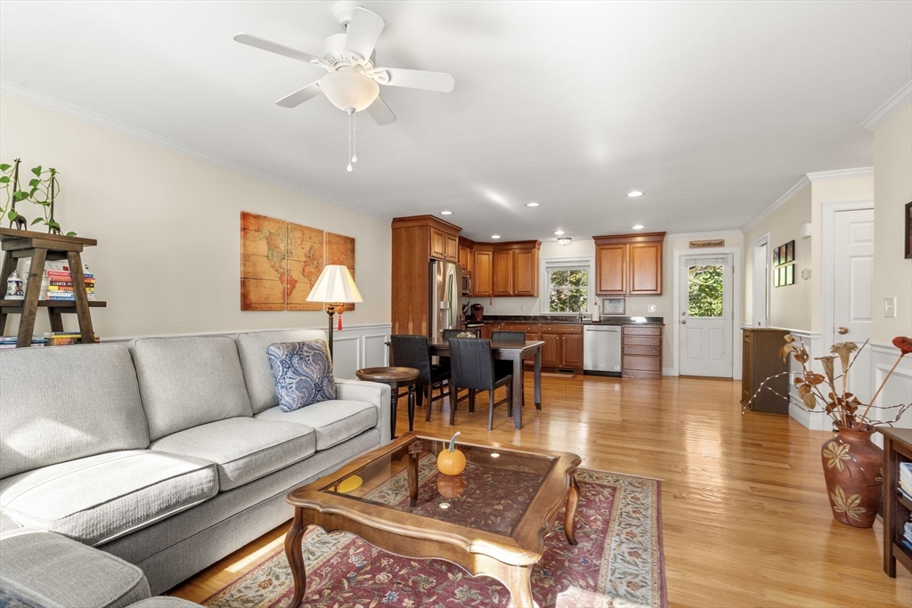 8 High Street G1