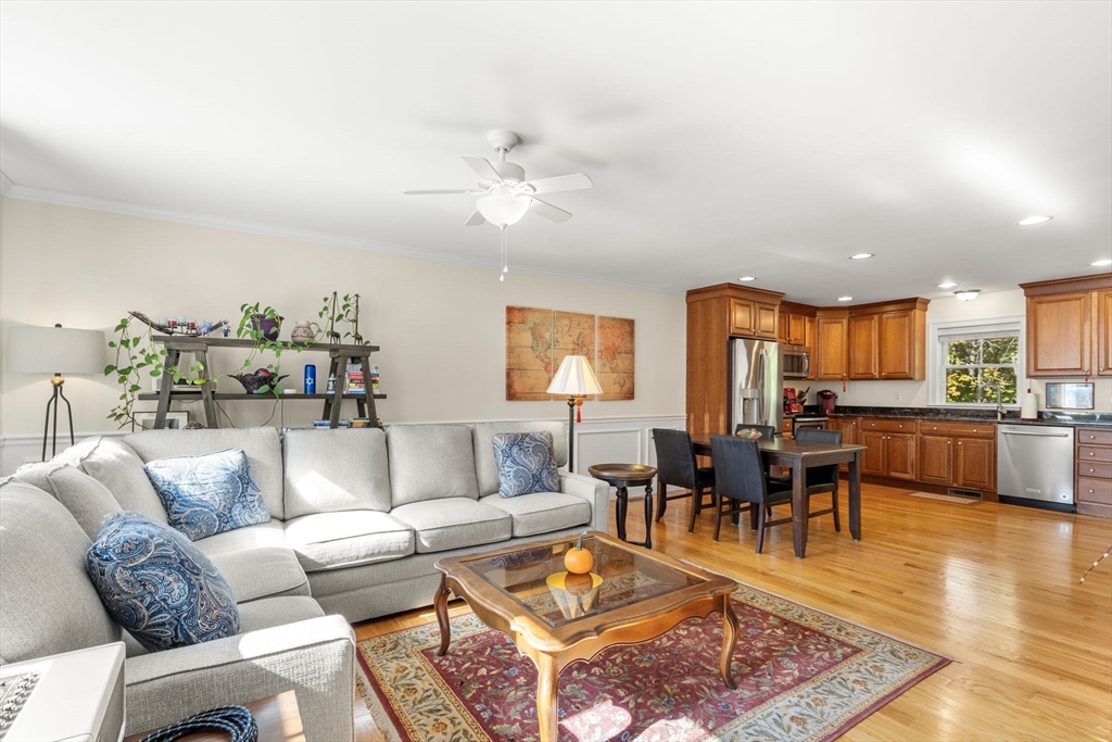 8 High Street G1