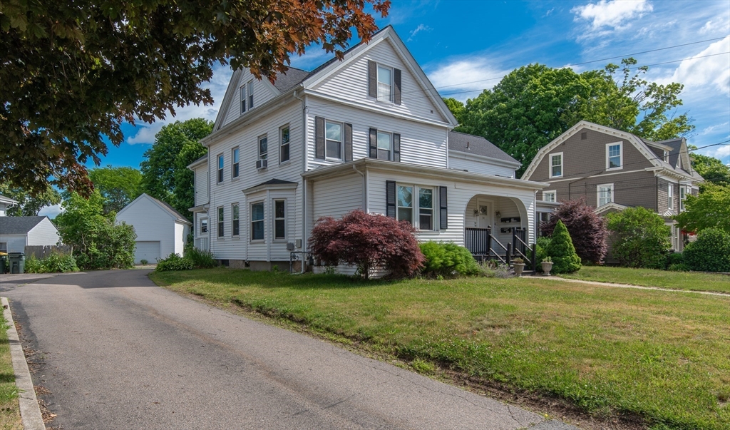 14 Pleasant St C