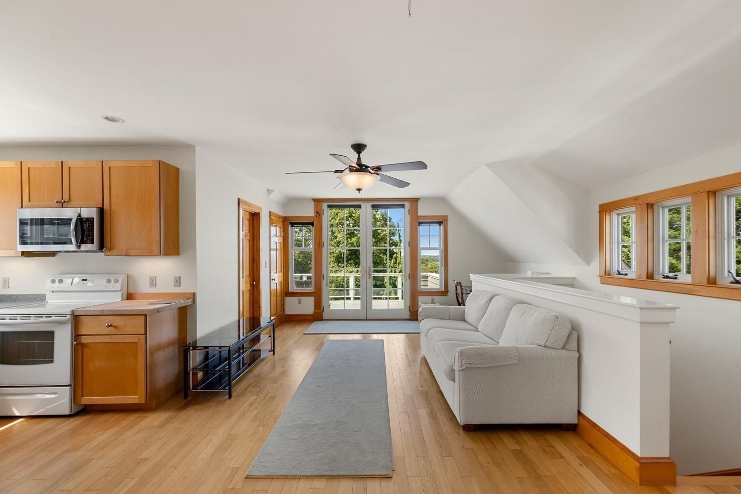 18 Holly St, Gloucester, MA, 18 Holly St, Gloucester, MA Photo #23