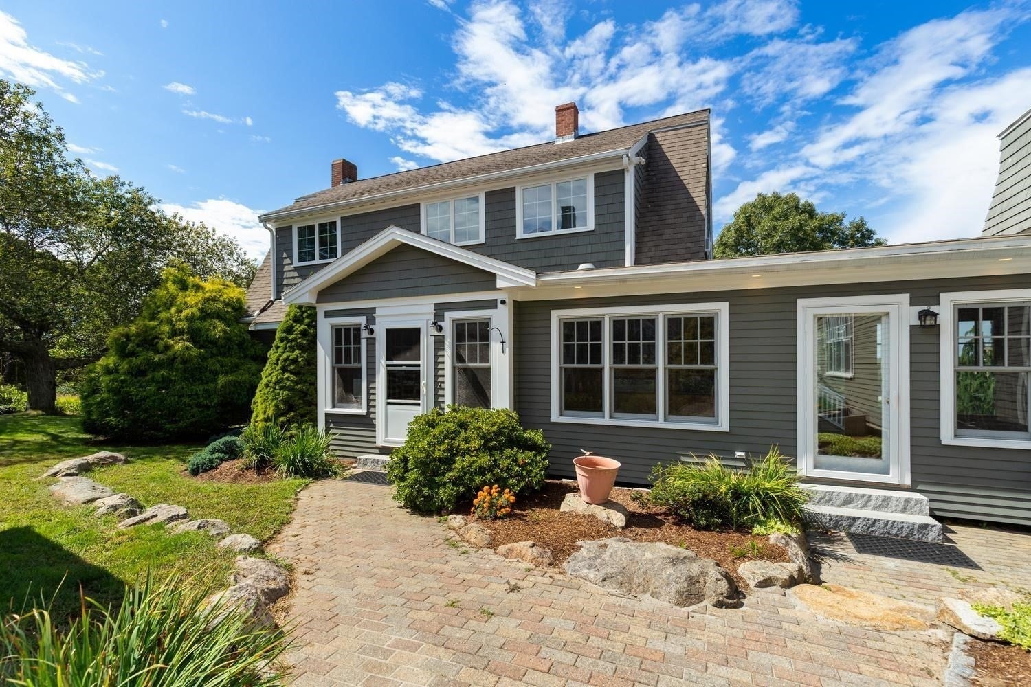 18 Holly St, Gloucester, MA, 18 Holly St, Gloucester, MA Photo #35