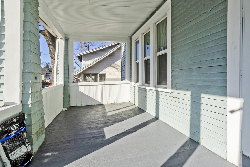 93 Bristol St