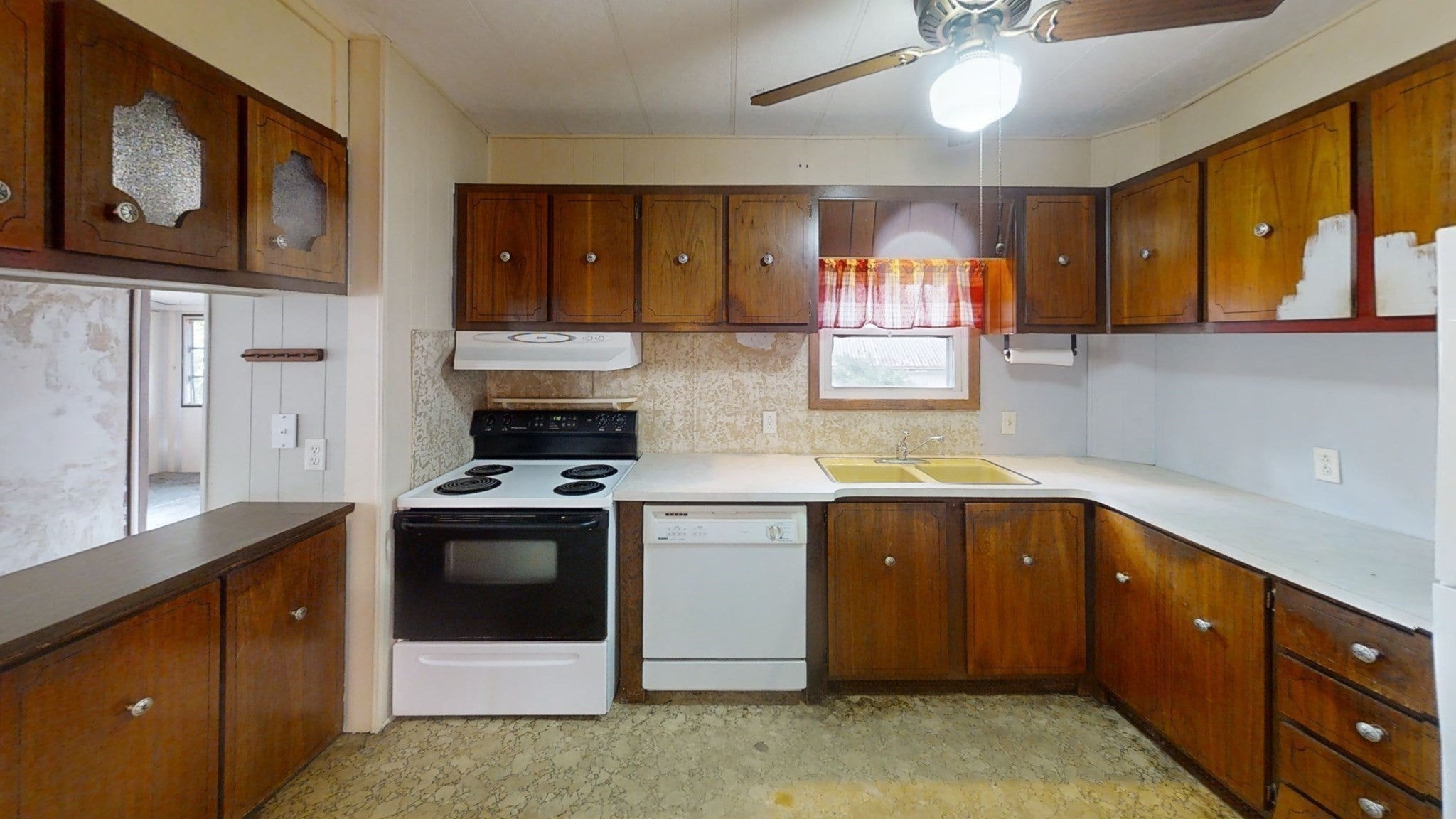 281 Chauncey Walker Street 86B