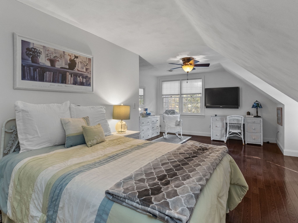 Dover, Massachusetts 02030, United States, 5 Bedrooms Bedrooms, ,5 BathroomsBathrooms,Residential,Active,151322