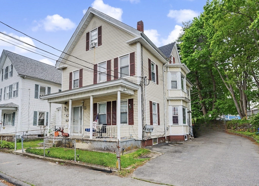 Photo of 31 East Walnut Street, Taunton, MA