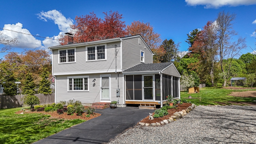 196 Center St, Groveland, MA Photo #25