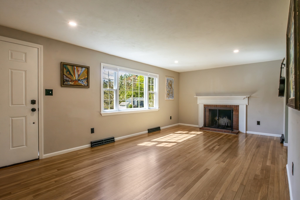 196 Center St, Groveland, MA Photo #3