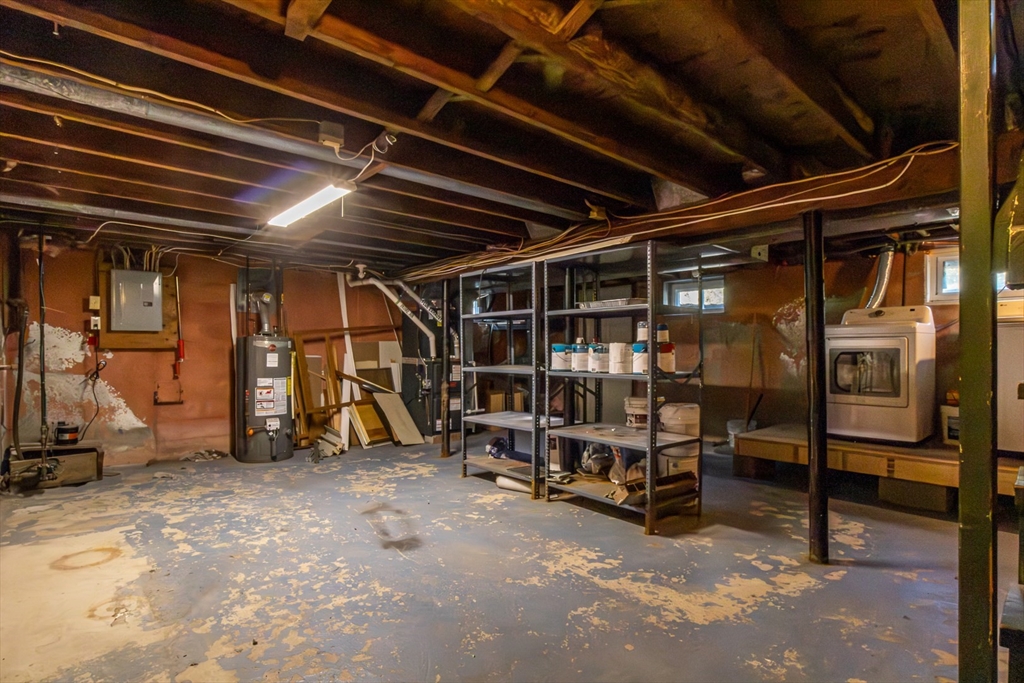 196 Center St, Groveland, MA Photo #32