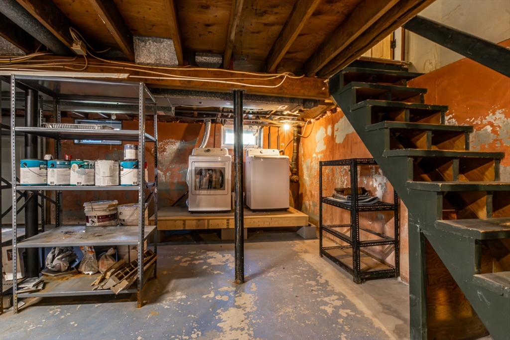 196 Center St, Groveland, MA Photo #31
