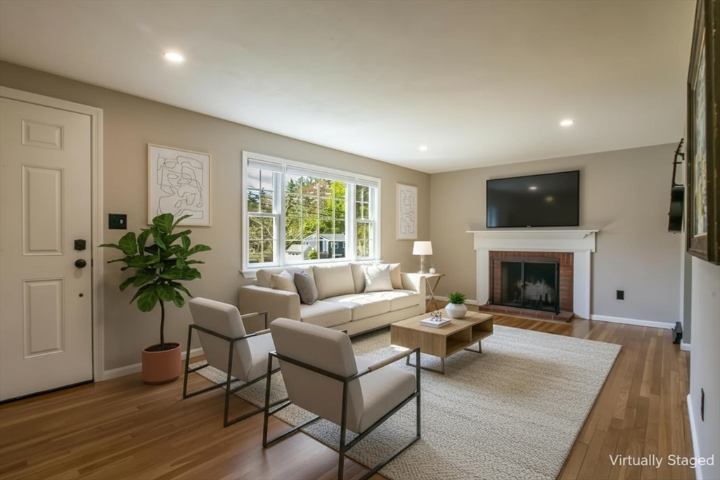 196 Center St, Groveland, MA Photo #5
