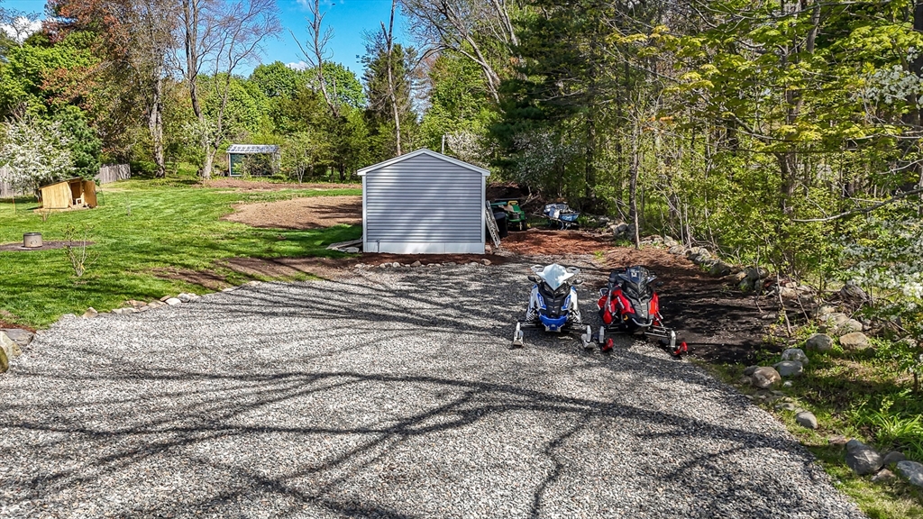 196 Center St, Groveland, MA Photo #26