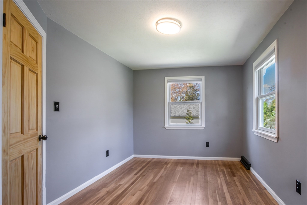 196 Center St, Groveland, MA Photo #19