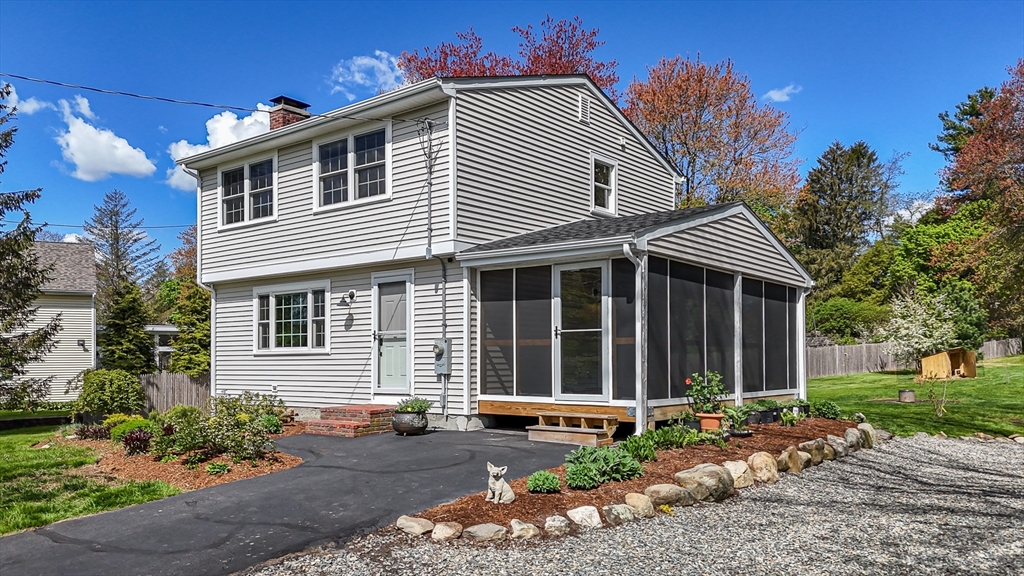 196 Center St, Groveland, MA Photo #1