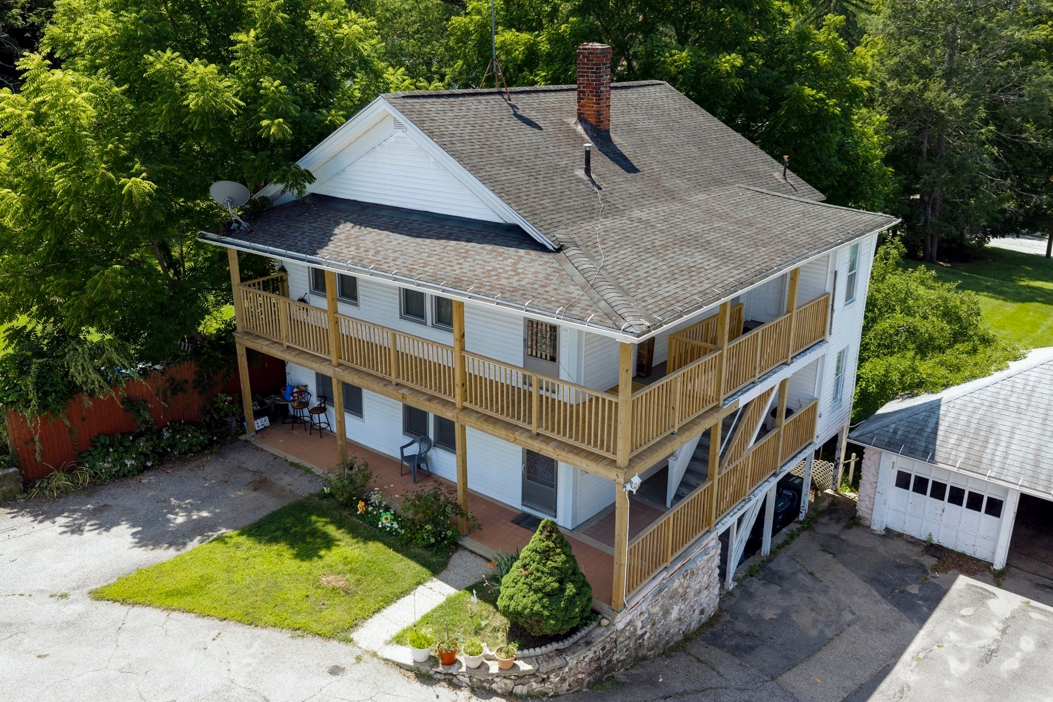 90 Sayles St, Southbridge, MA Photo #34