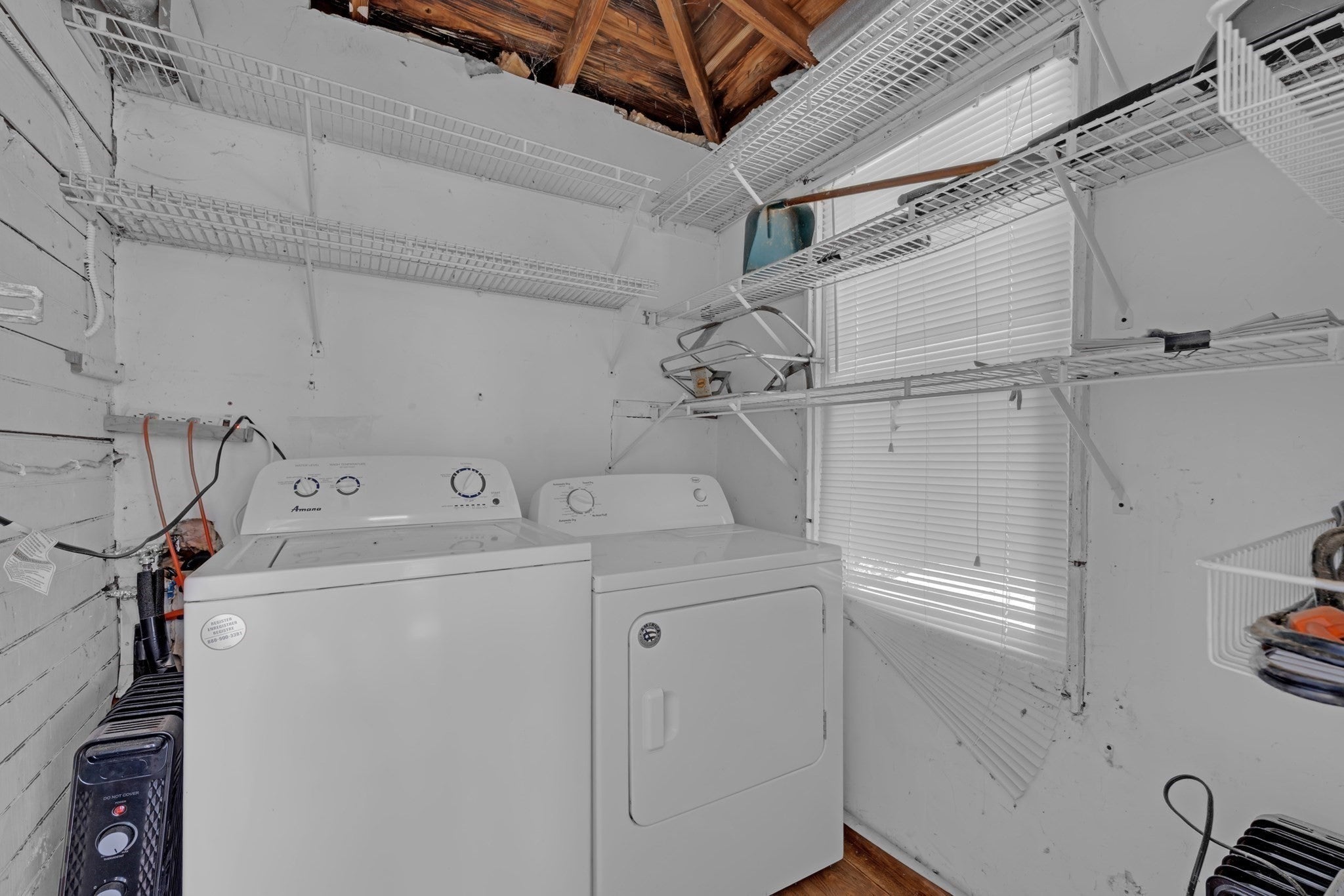90 Sayles St, Southbridge, MA Photo #17