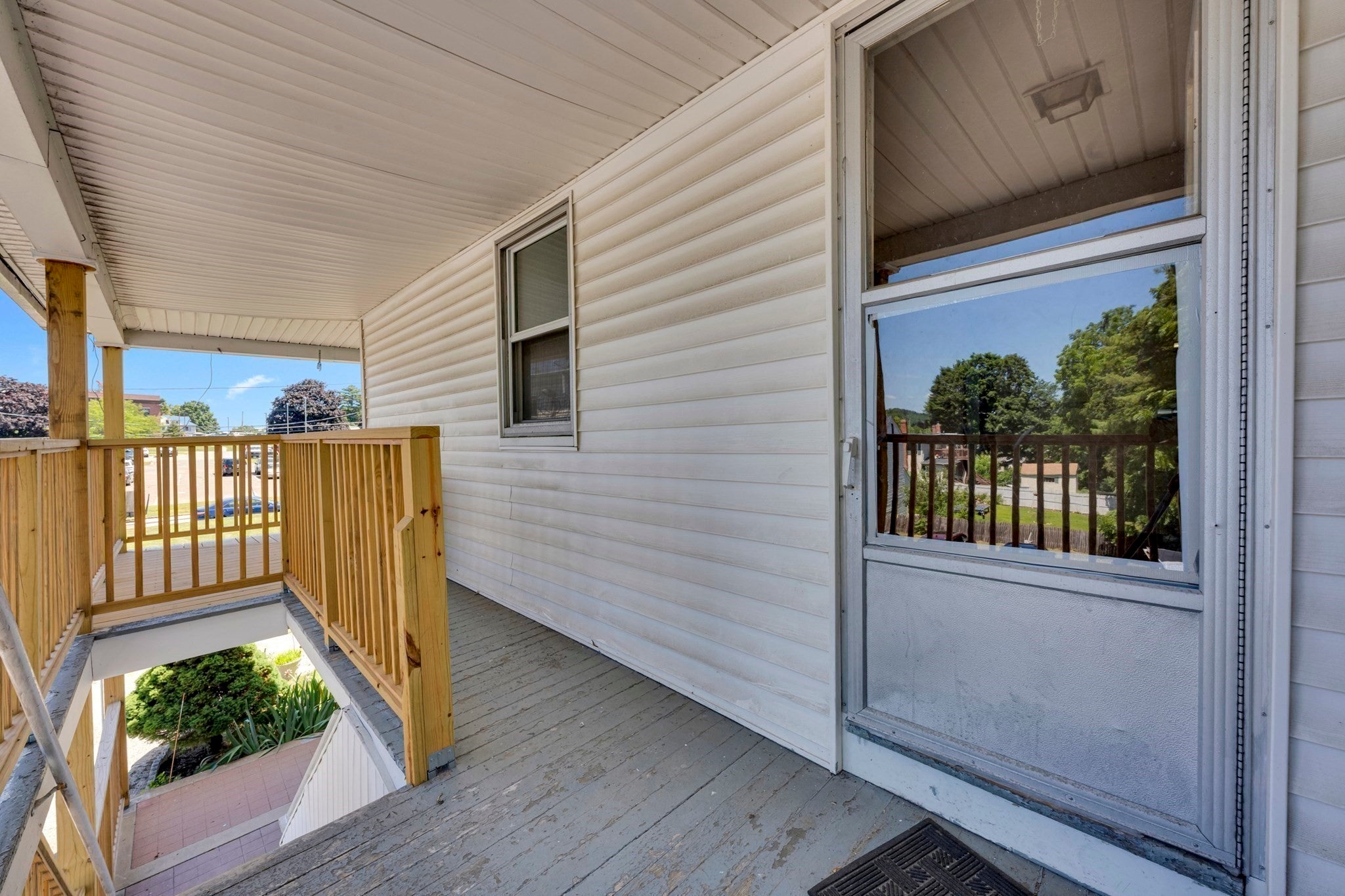 90 Sayles St, Southbridge, MA Photo #18