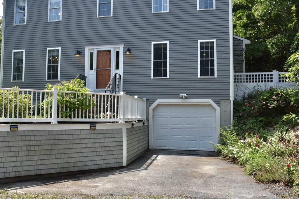 24 Sheppard Rd