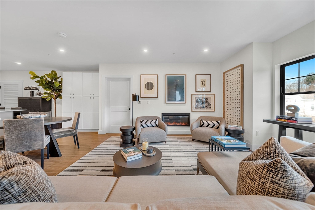 20 Audubon Way Unit 205