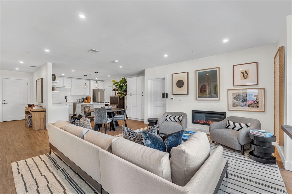 20 Audubon Way Unit 205