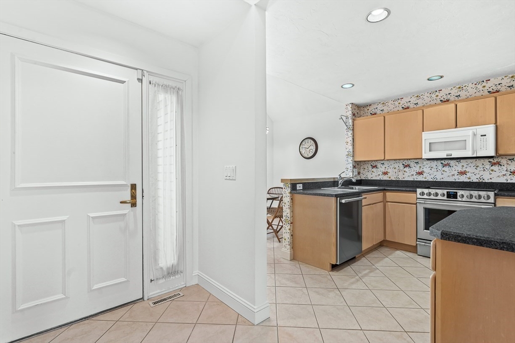 7 Wainwright Road 107