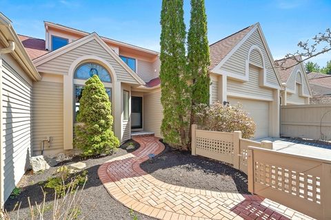 Photo of 7 Wainwright Road #107, Winchester, MA 01890 (MLS # 73500873)