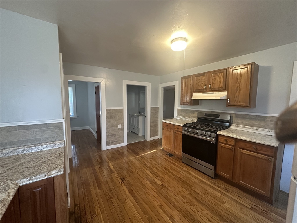 1 Eames Ave