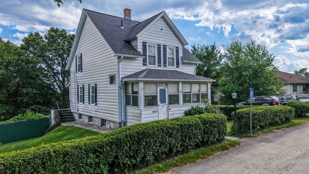 30 Bremer St