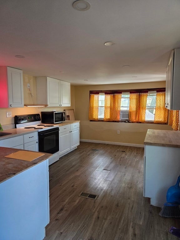 270 Littleton Road 5