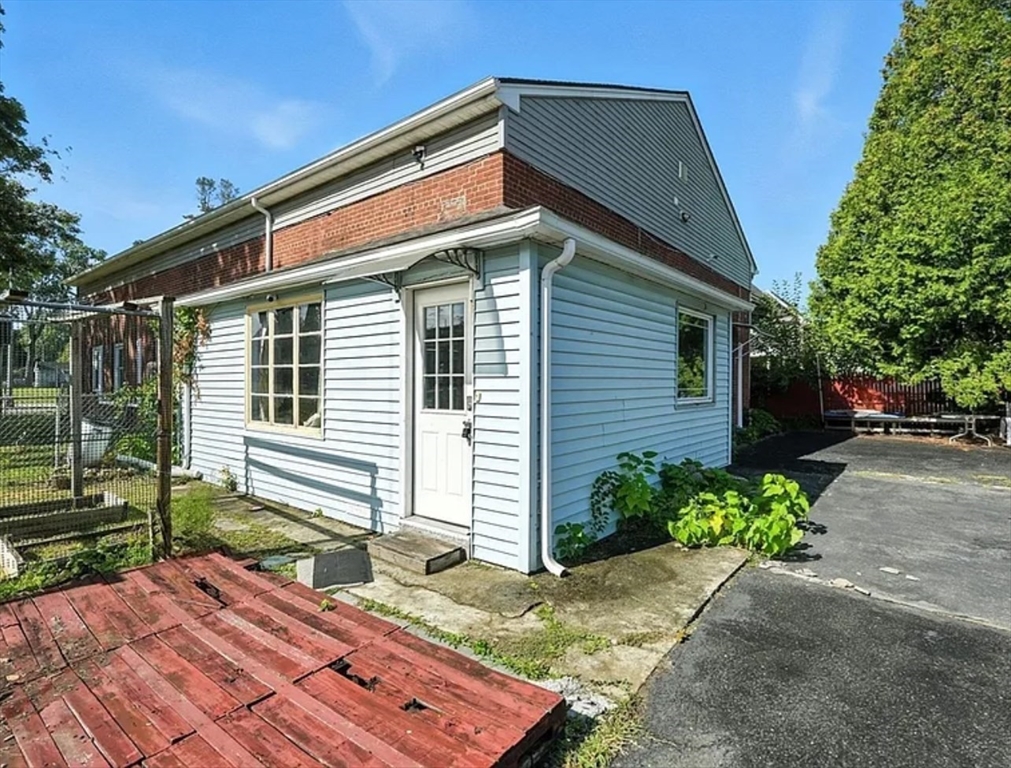 222-224 Main St