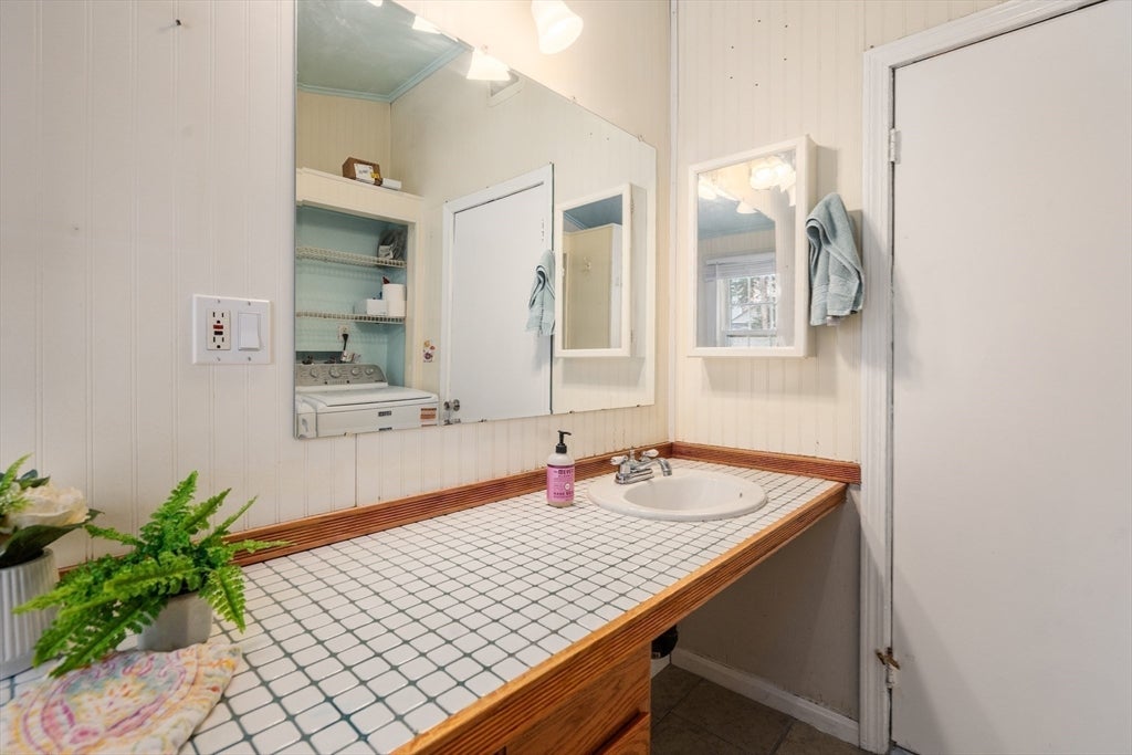 515 Lake Avenue, Worcester, MA, 515 Lake Avenue, Worcester, MA Photo #14