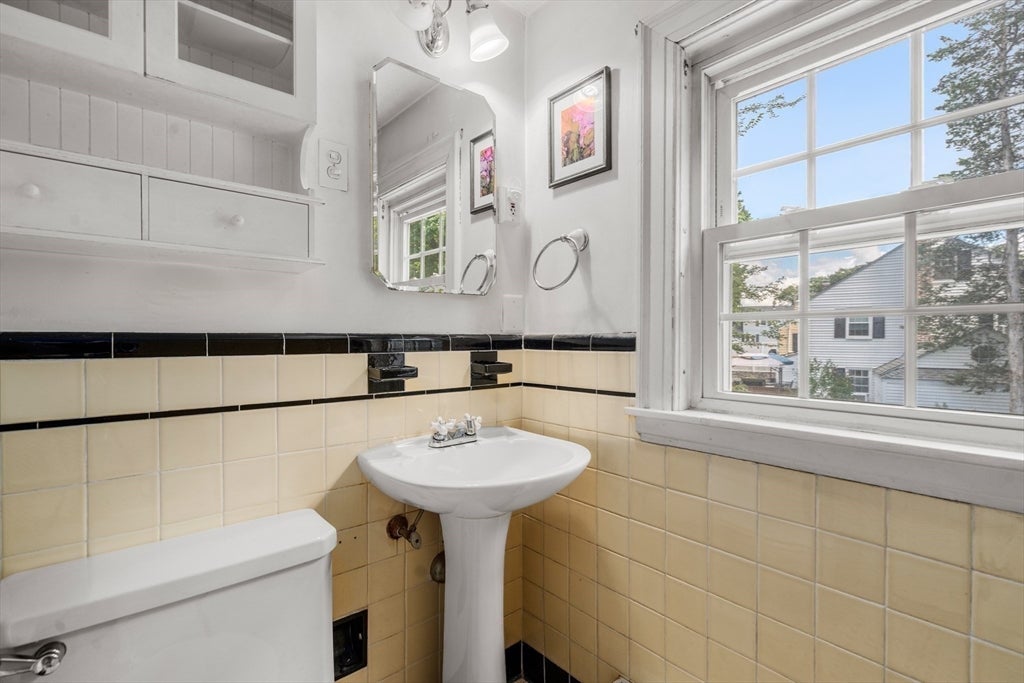 515 Lake Avenue, Worcester, MA, 515 Lake Avenue, Worcester, MA Photo #21