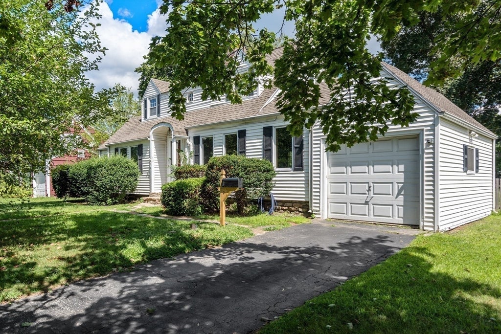 515 Lake Avenue, Worcester, MA, 515 Lake Avenue, Worcester, MA Photo #1