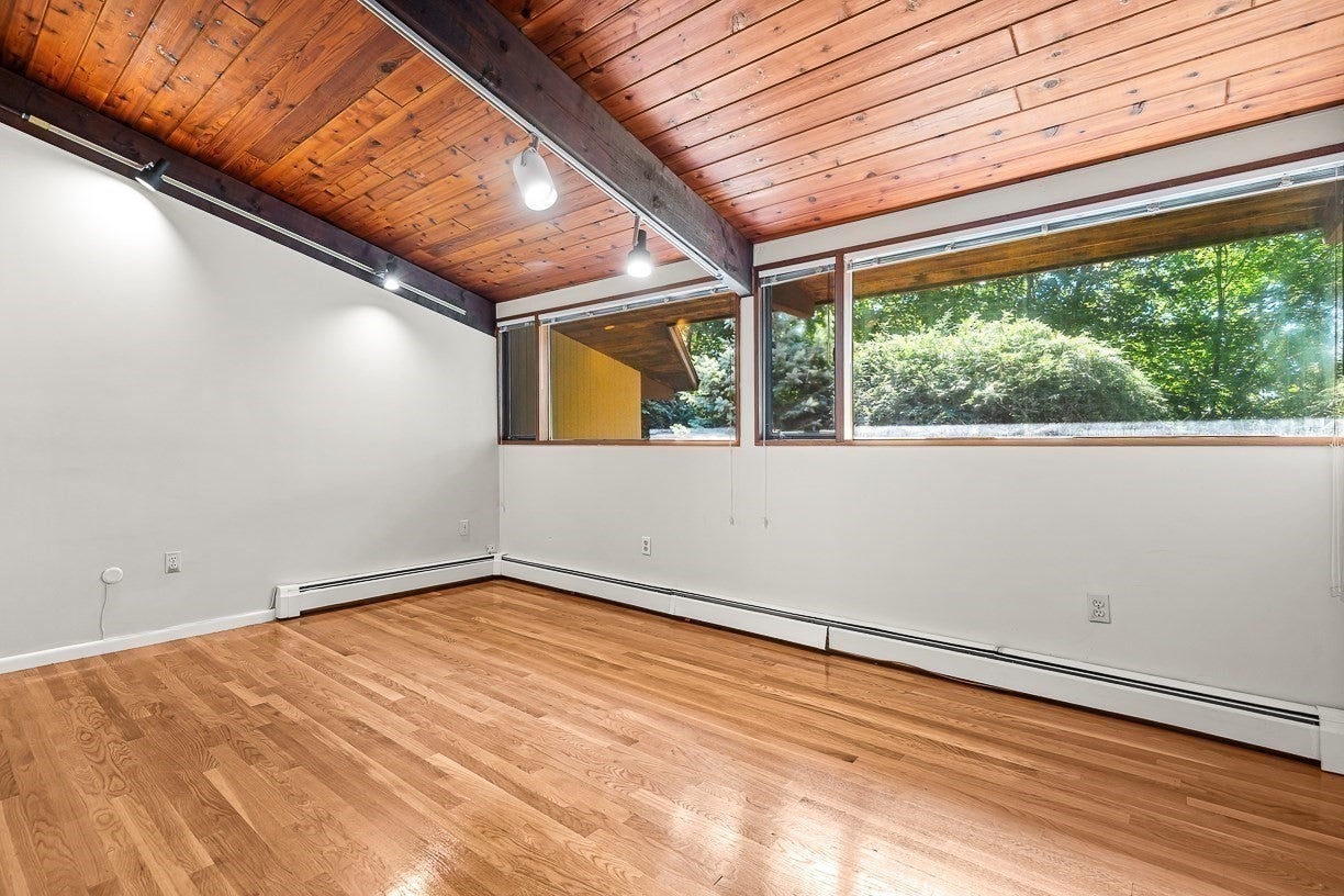 7 Arnold Rd, Wellesley, MA, 7 Arnold Rd, Wellesley, MA Photo #23
