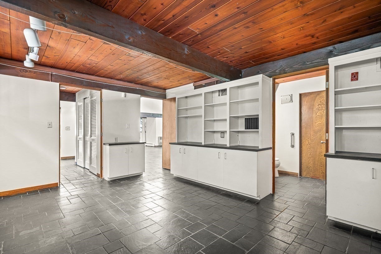 7 Arnold Rd, Wellesley, MA, 7 Arnold Rd, Wellesley, MA Photo #15