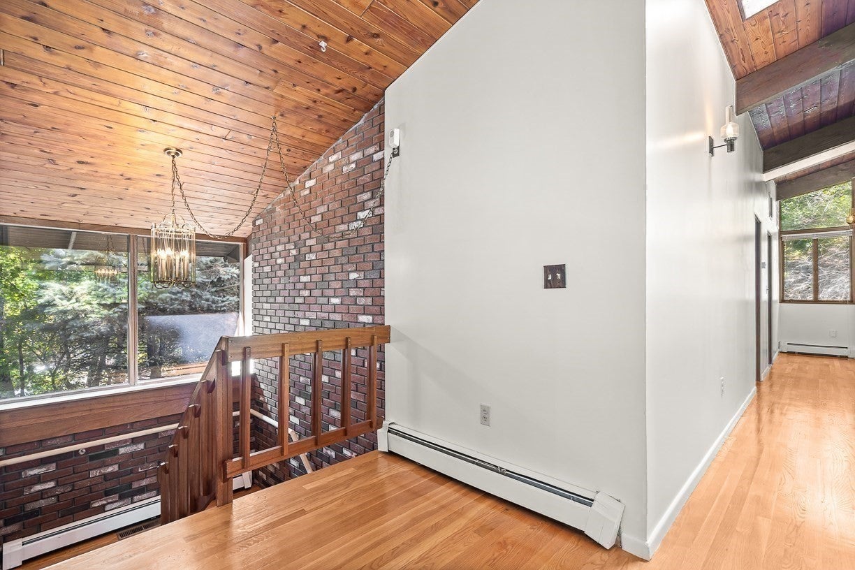 7 Arnold Rd, Wellesley, MA, 7 Arnold Rd, Wellesley, MA Photo #17