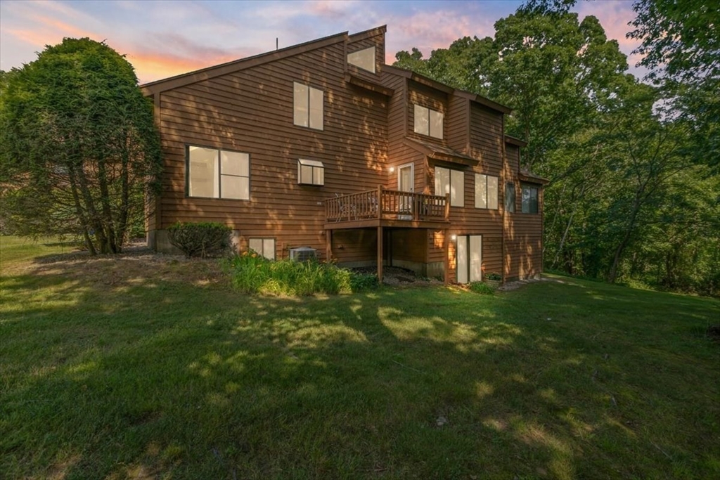 53 Clement Ct. 53