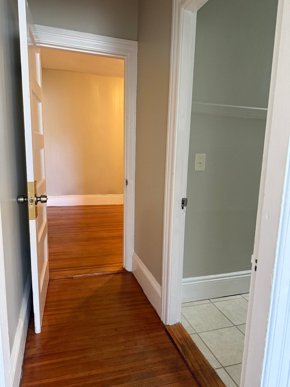 1 Wheeler Ave #3, Cranston, RI, 1 Wheeler Ave #3, Cranston, RI Photo #3