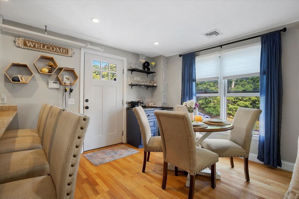 16 Main St 303